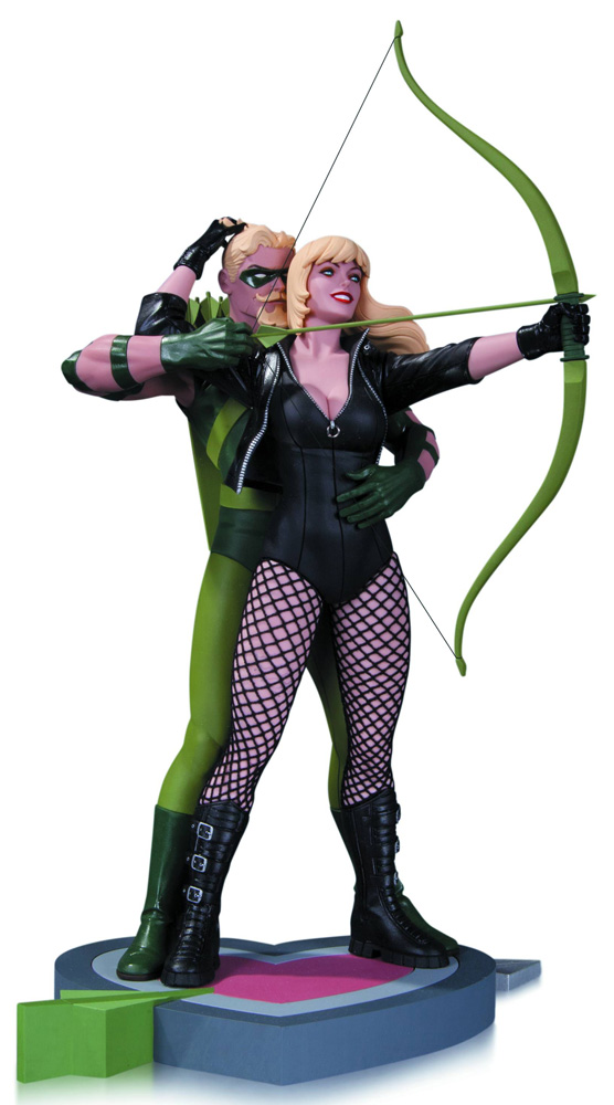 Image: Green Arrow and Black Canary Statue  - DC Comics