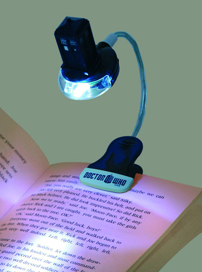 Image: Doctor Who UV Clip-on Book Light: Tardis  - 