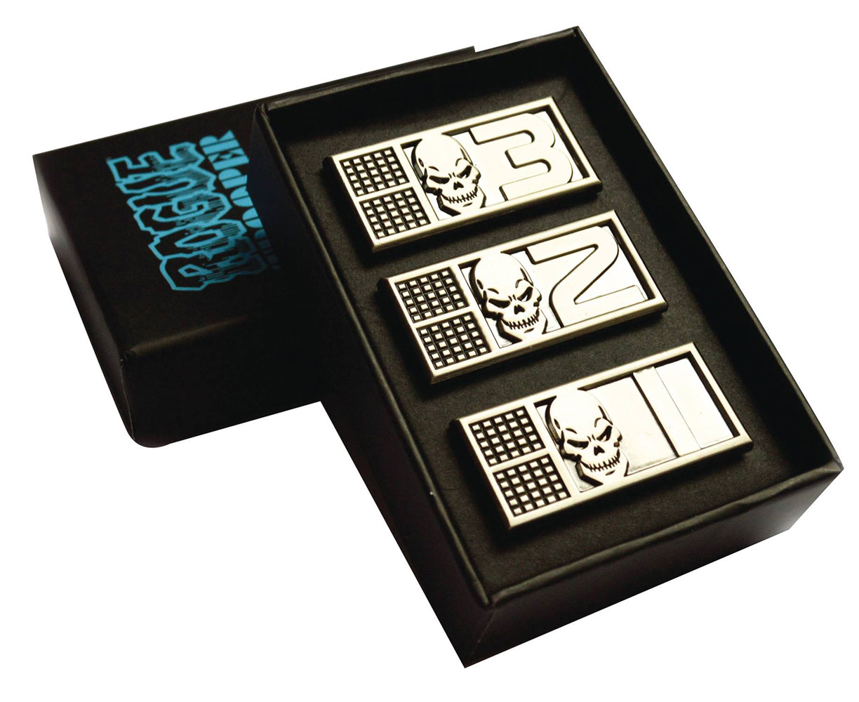 Image: Rogue Trooper Metal Pin Badge Set: Biochips  - 