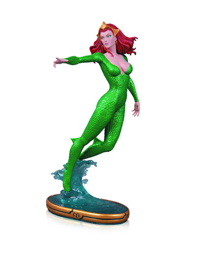 Image: DC Comics Cover Girls Statue: Mera  - DC Comics