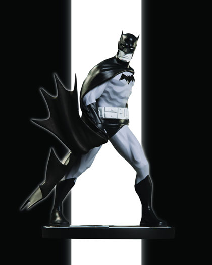 Image: Batman Black and White Statue: Dustin Nguyen 