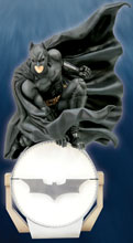 Image: Batman the Dark Knight Original Suit ArtFX Statue 