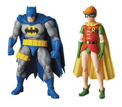 Image: Dark Knight Returns Mafex Action Figure: Batman  (Blue version) & Robin - Medicom Toy Corporation