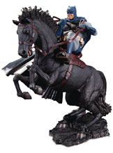 Image: Dark Knight Returns Mini-Battle Statue: Call to Arms  - DC Comics