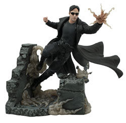 Image: The Matrix Gallery PVC Statue: Neo  - Diamond Select Toys LLC