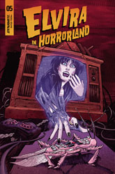 Image: Elvira in Horrorland #5 (cover C - Califano)  [2022] - Dynamite