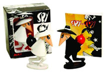 Image: Spy vs. Spy Book with Figurines 