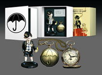Image: Umbrella Academy: Pocket Watch & Statue Set 