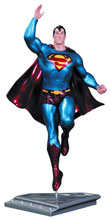 Image: Superman: The Man of Steel Statue by Frank Quitely 