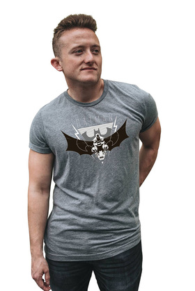 Image: Batman T-Shirt: Dark Knight Symbol  (S) - Graphitti Designs