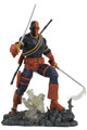 Image: DC Comics Gallery PVC Diorama: Deathstroke  - Diamond Select Toys LLC