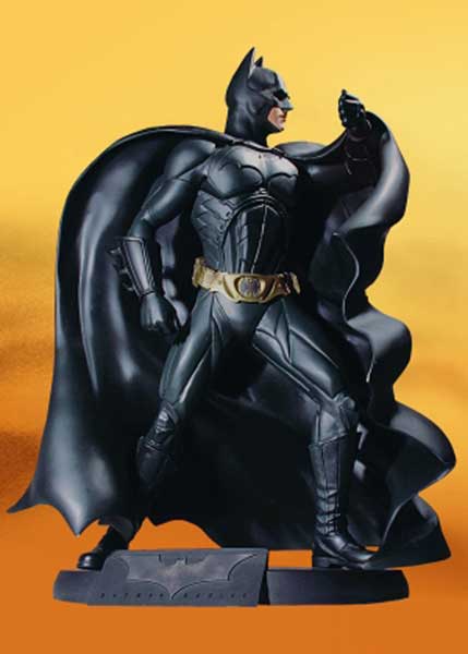 Image: Batman Begins Christian Bale as Batman Statue  - 