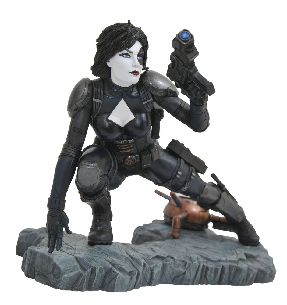 Image: Marvel Premier Collection Resin Statue: Domino  - Diamond Select Toys LLC