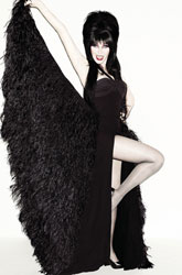 Image: Elvira in Monsterland #2 (cover G incentive 1:15 - Photo virgin) - Dynamite