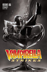 Image: Vampirella Strikes #5 (cover H incentive 1:20 - Segovia B&W) - Dynamite