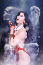 Image: Vampirella Vol. 05 #13 (incentive 1:25 cover - Cosplay Virgin) - Dynamite