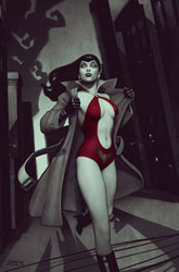 Image: Vampirella vs. Superpowers #1 (cover N incentive 1:25 - Puebla virgin) - Dynamite