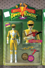 Image: Mighty Morphin Power Rangers #5 (Action Figure variant cover - Robinson) - Boom! Studios