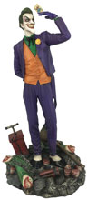 Image: DC Gallery PVC Diorama: Joker  - Diamond Select Toys LLC