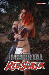 Image: Immortal Red Sonja #9 (cover E - Cosplay) - Dynamite